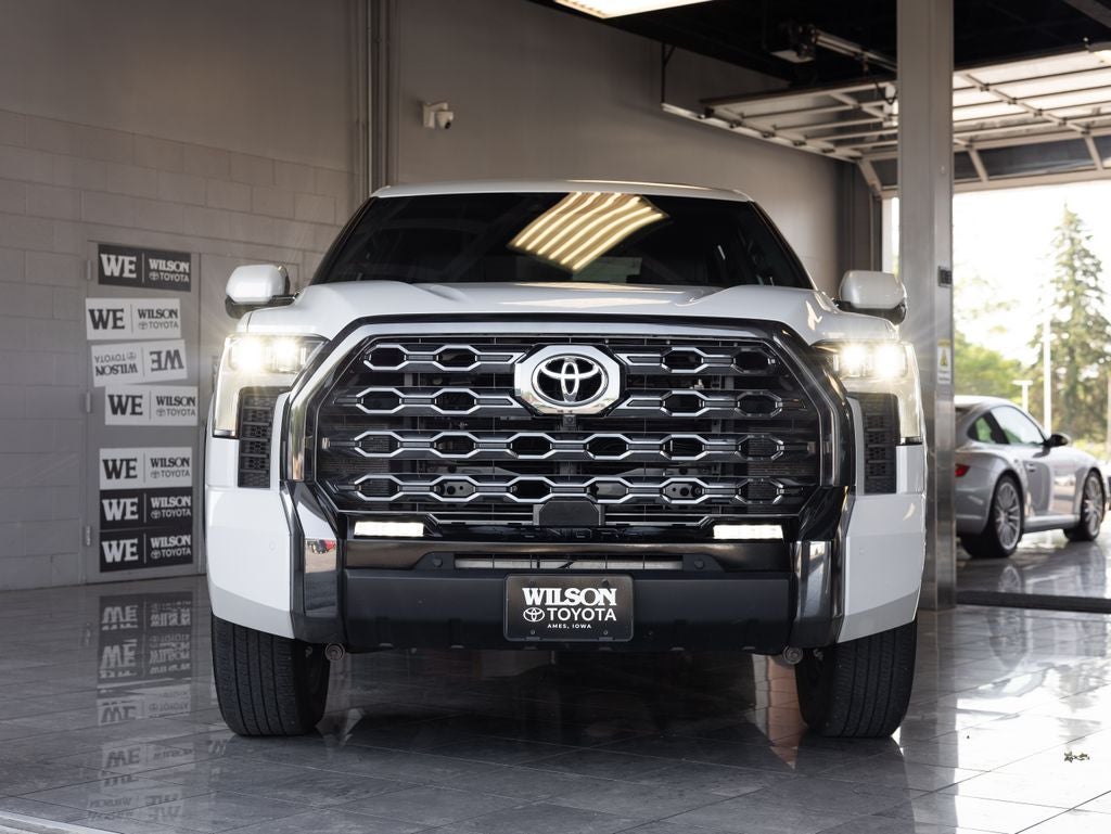 2025 Toyota Tundra Hybrid Platinum