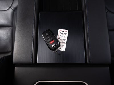 2025 Toyota Tundra Hybrid Platinum