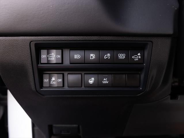 2025 Toyota Tundra Hybrid Platinum