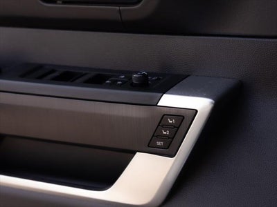 2025 Toyota Tundra Hybrid Platinum