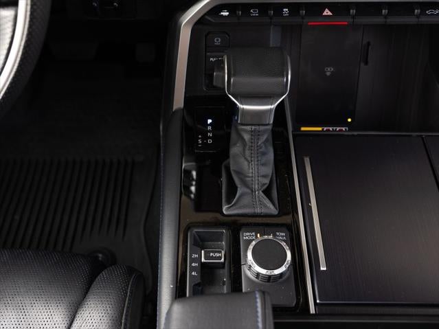 2025 Toyota Tundra Hybrid Platinum