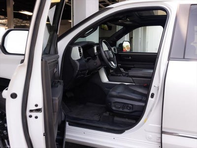 2025 Toyota Tundra Hybrid Platinum