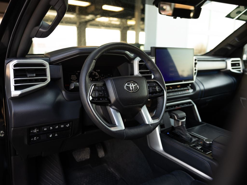 2023 Toyota Tundra Hybrid Platinum