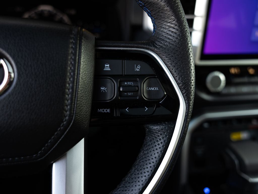2023 Toyota Tundra Hybrid Platinum