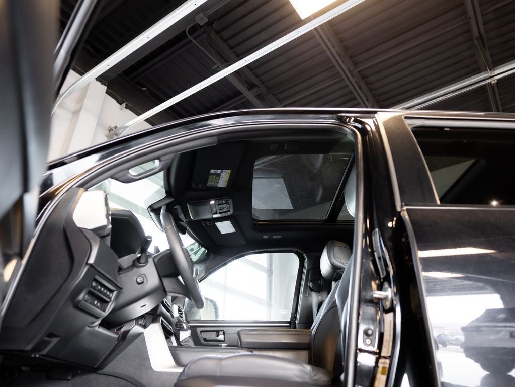 2023 Toyota Tundra Hybrid Platinum