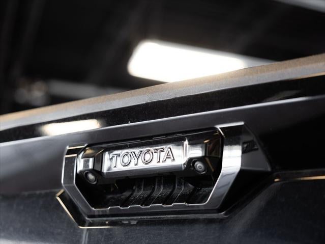 2023 Toyota Tundra Hybrid Platinum