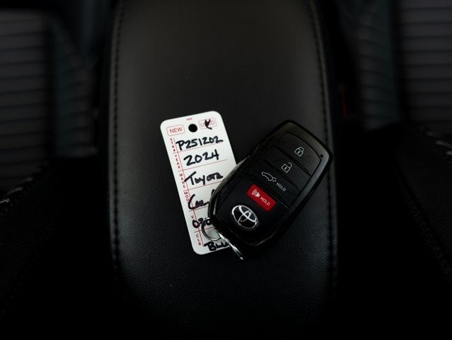 2024 Toyota Corolla Cross Hybrid XSE