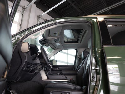 2023 Toyota Sequoia SR5