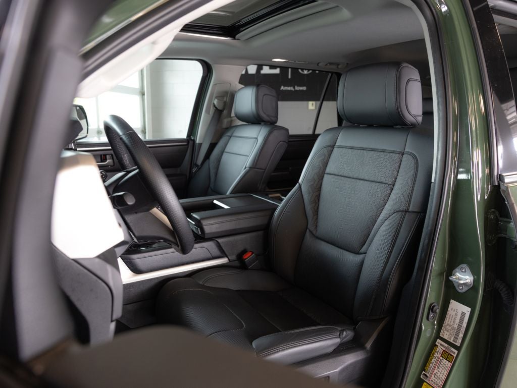 2023 Toyota Sequoia SR5