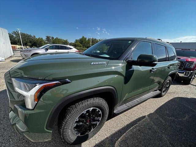 2023 Toyota Sequoia SR5