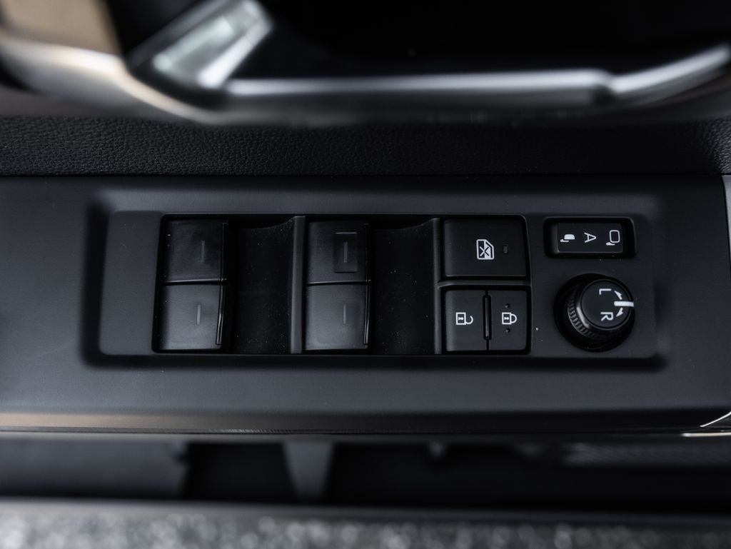2025 Toyota Sequoia Platinum