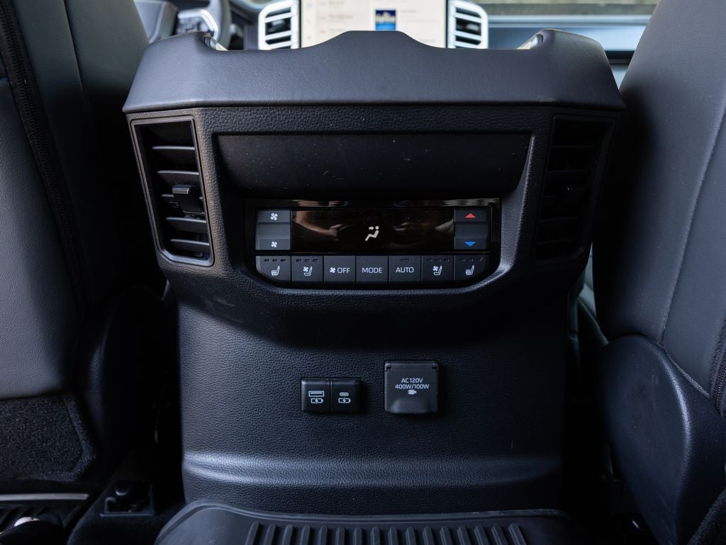 2025 Toyota Sequoia Platinum