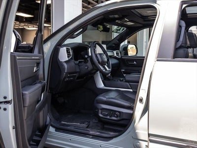 2025 Toyota Sequoia Platinum