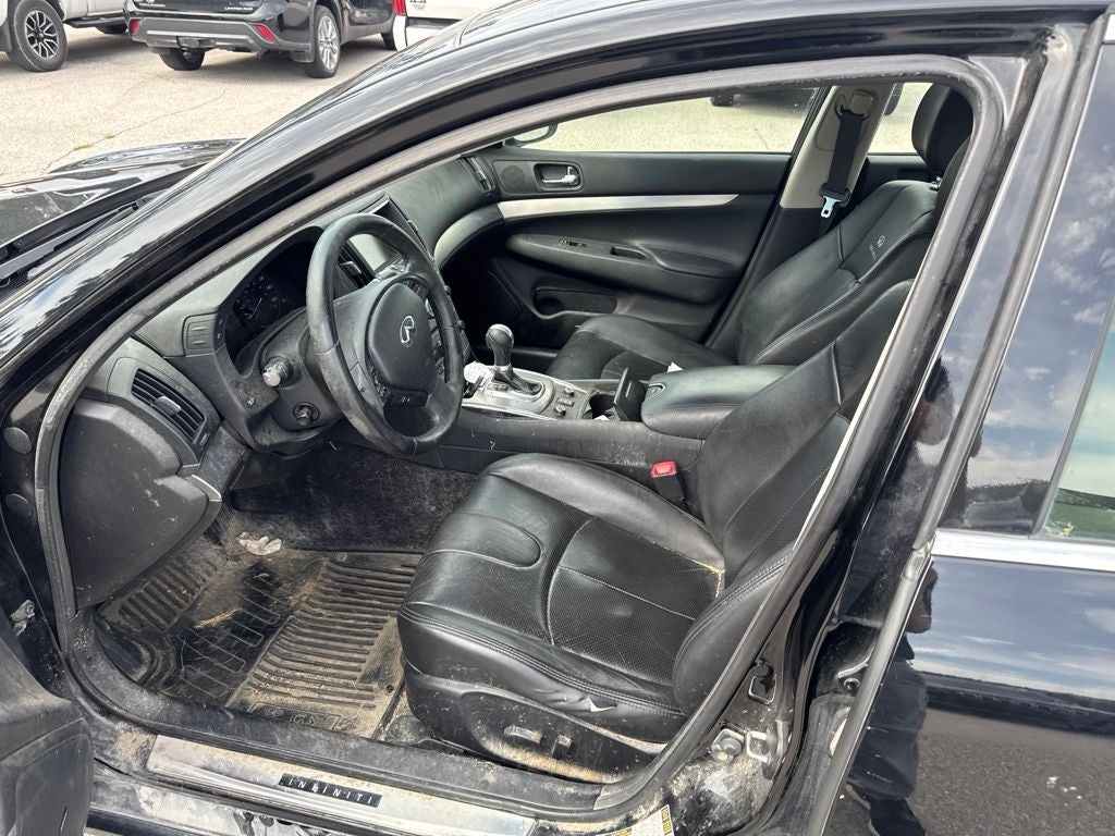 2013 INFINITI G37 X
