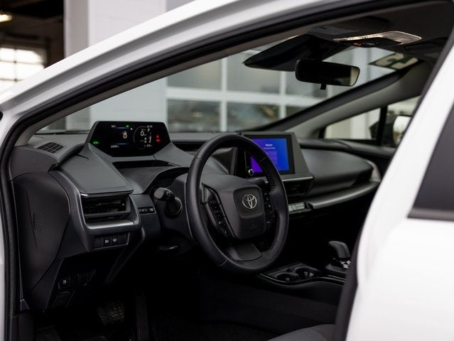 2023 Toyota Prius LE