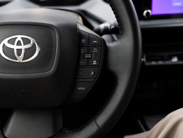 2023 Toyota Prius LE