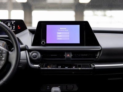 2023 Toyota Prius LE