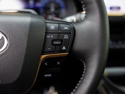 2025 Toyota Crown Platinum