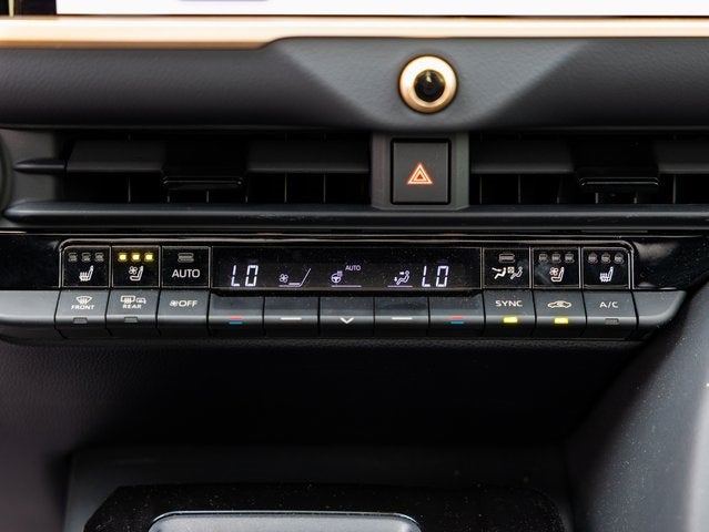 2025 Toyota Crown Platinum