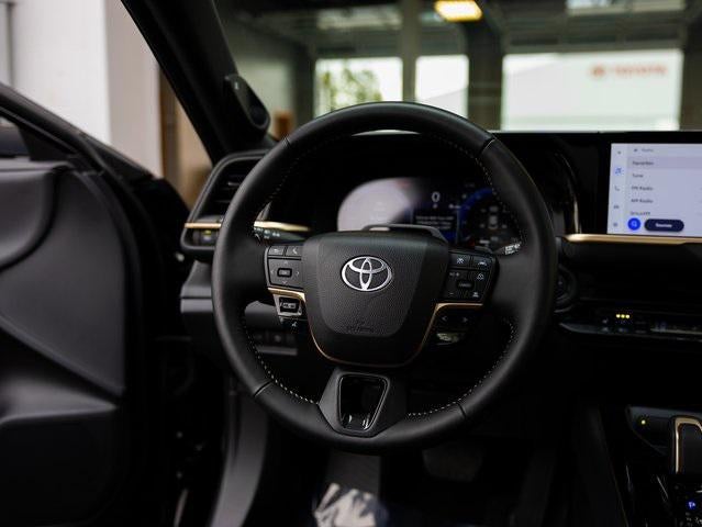 2025 Toyota Crown Platinum