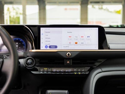 2025 Toyota Crown Platinum