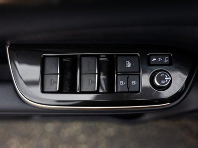 2025 Toyota Crown Platinum