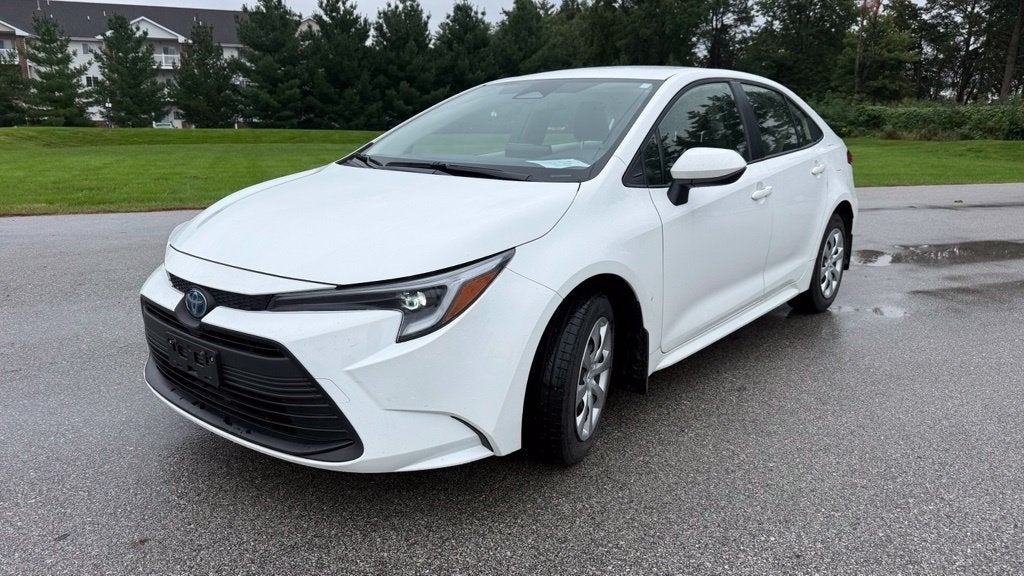 2024 Toyota Corolla Hybrid LE