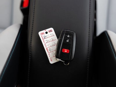 2022 Toyota Prius XLE