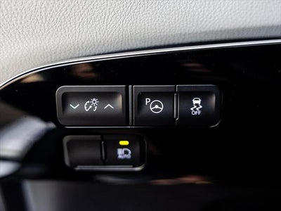 2022 Toyota Prius XLE