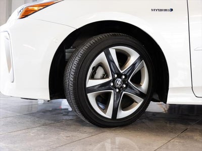 2022 Toyota Prius XLE