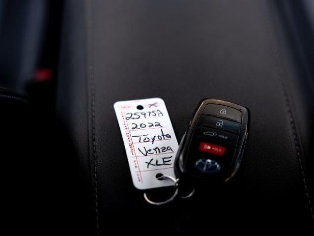 2022 Toyota Venza XLE