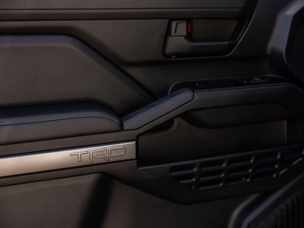 2025 Toyota 4Runner i-FORCE MAX Hybrid TRD Off Road