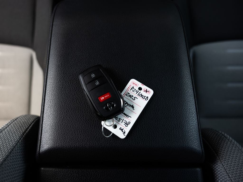 2025 Toyota 4Runner i-FORCE MAX Hybrid TRD Off Road