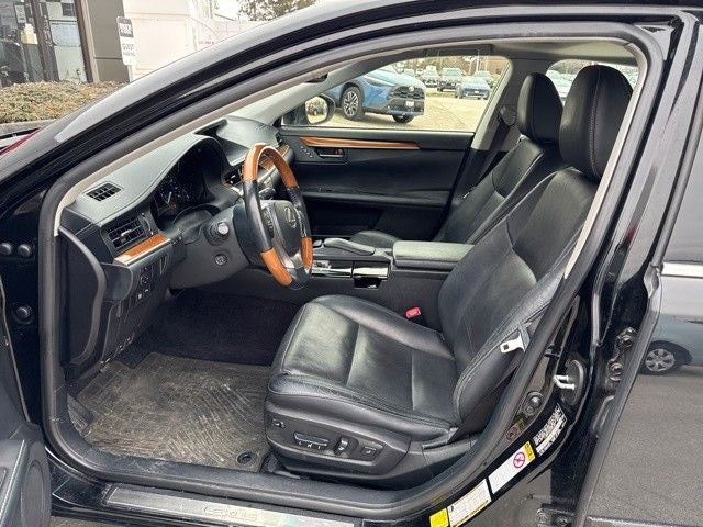 2014 Lexus ES 300h