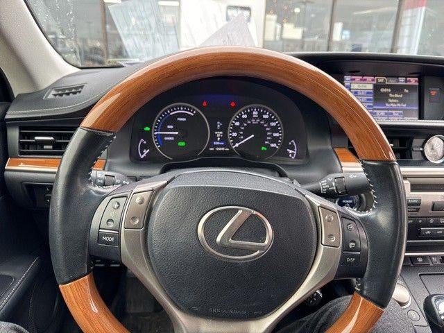 2014 Lexus ES 300h