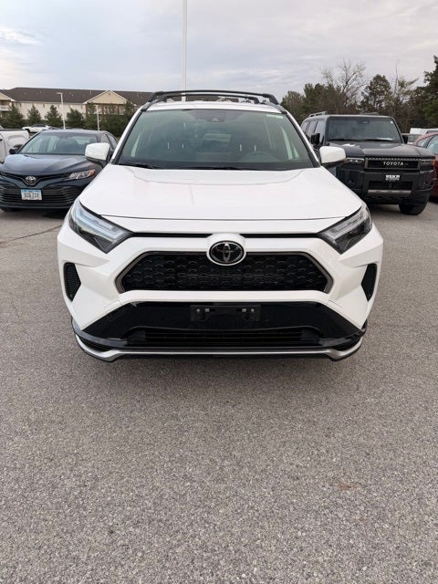 2025 Toyota RAV4 Plug-In Hybrid SE