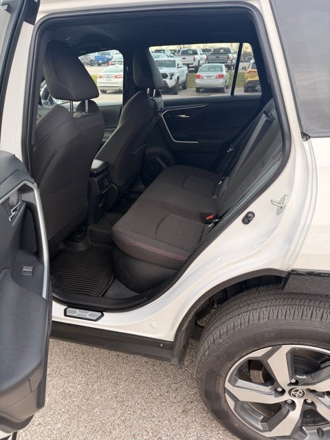 2025 Toyota RAV4 Plug-In Hybrid SE