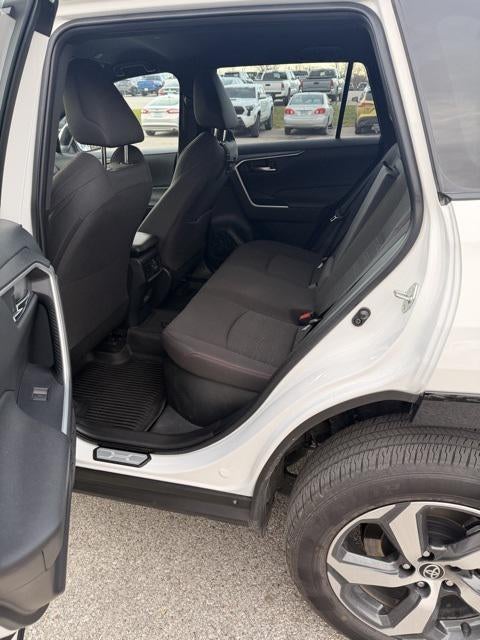 2025 Toyota RAV4 Plug-In Hybrid SE