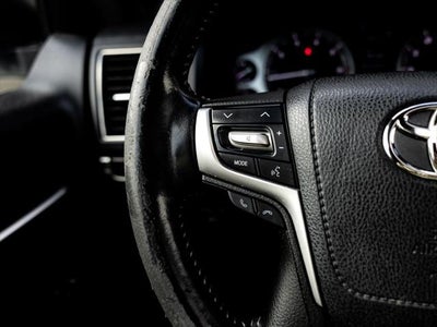 2016 Toyota Land Cruiser Base