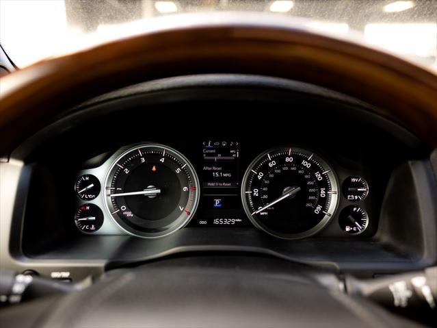 2016 Toyota Land Cruiser Base