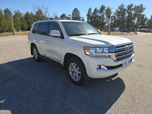 2016 Toyota Land Cruiser Base