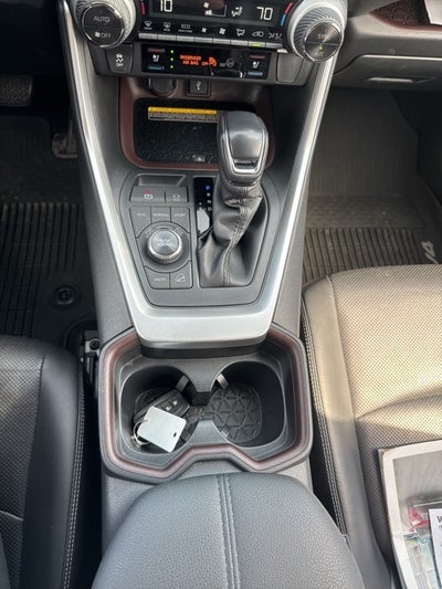 2020 Toyota RAV4 Limited