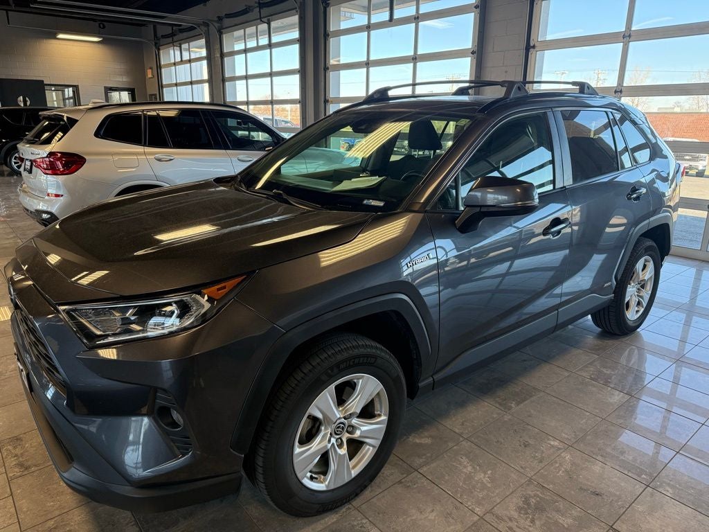 2021 Toyota RAV4 Hybrid XLE
