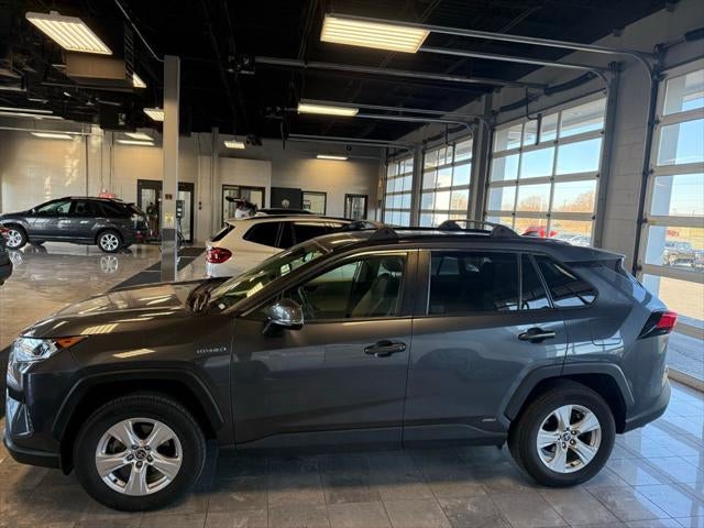 2021 Toyota RAV4 Hybrid XLE