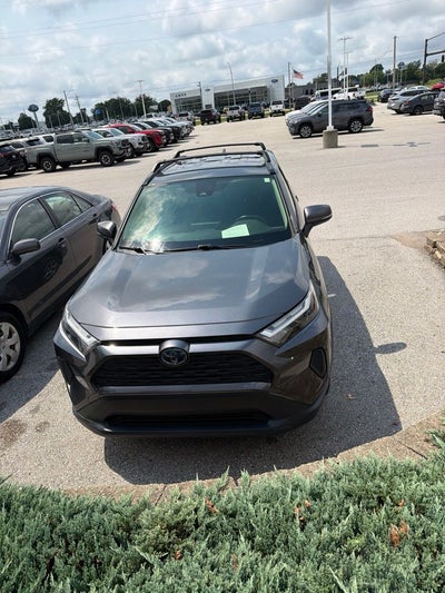 2022 Toyota RAV4 Hybrid XLE
