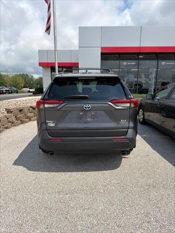 2022 Toyota RAV4 Hybrid XLE