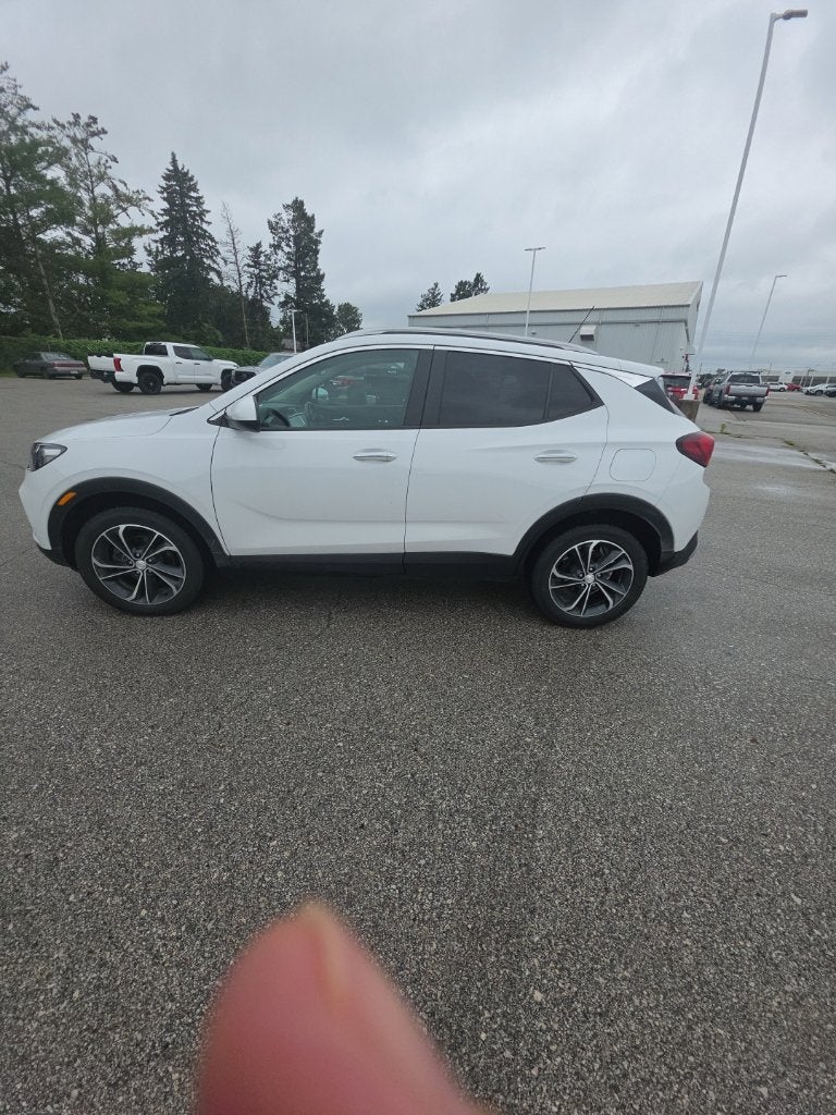 2020 Buick Encore GX Select