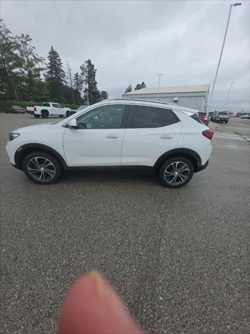 2020 Buick Encore GX Select