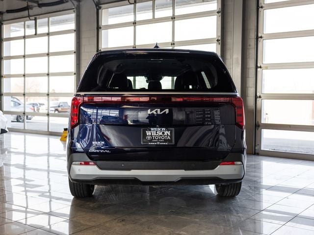 2025 Kia Carnival LXS