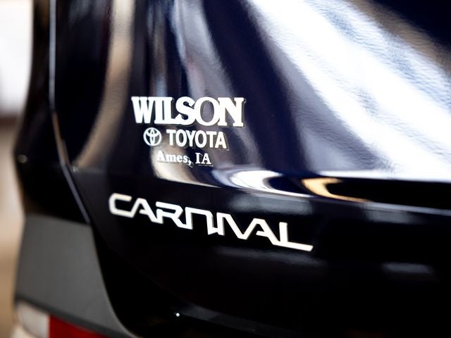 2025 Kia Carnival LXS